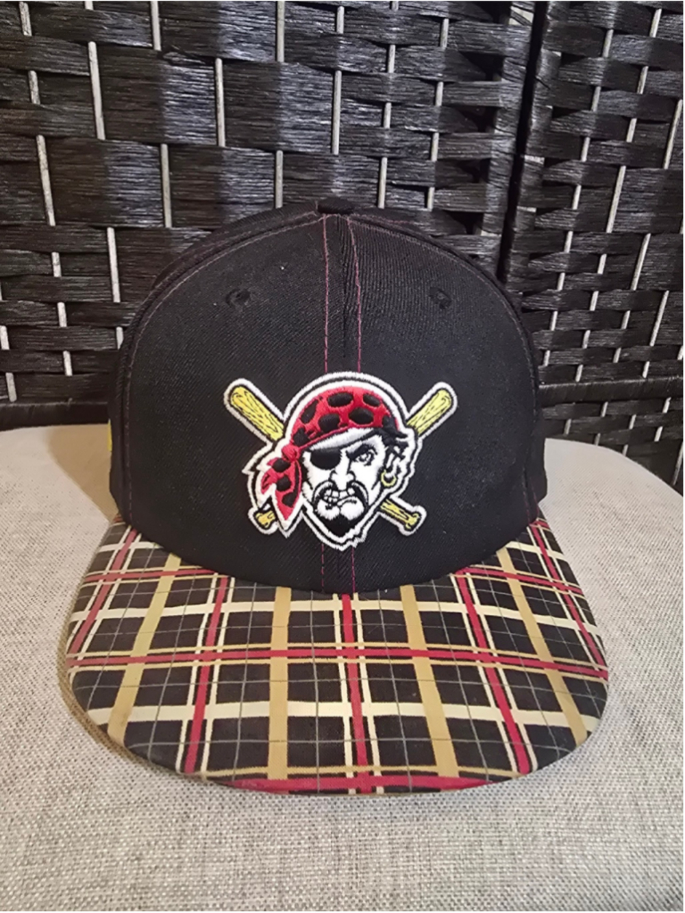 New Era 9FIFTY Pittsburgh Pirates Custom Plaid Brim Snapback Hat Black MLB Cap